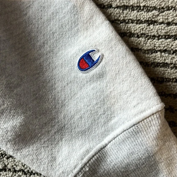 Champion reverse weave sweatshirt - Picture 2 of 4